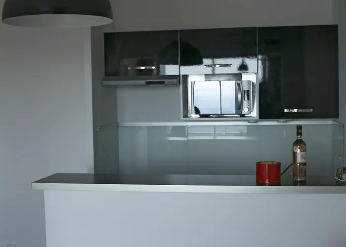 Mare E Vista Ajaccio (Corsica)